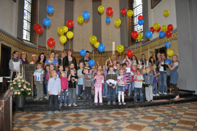 Gruppenbild der Schulkinder des St. Antonius Kindergartens