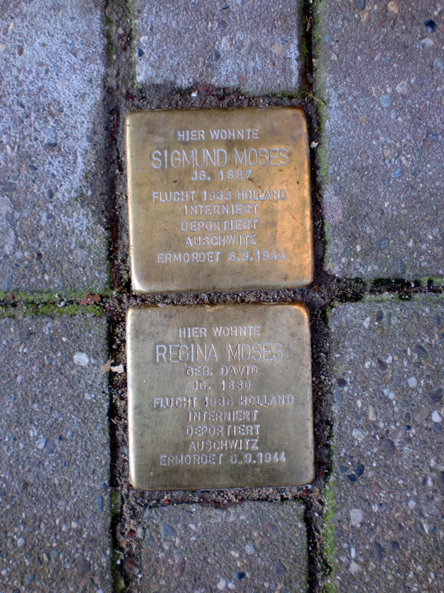Stolpersteine in Issum auf der Neustraße